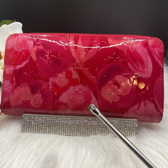 EUC Louis Vuitton vernis IKAT long zip wallet, GORGEOUS! AUTHENTICATED B… - Picture 3 of 16